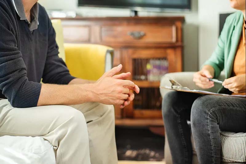 孩子自卑、敏感、讨好型人格?原生家庭亲子相处模式是关键
